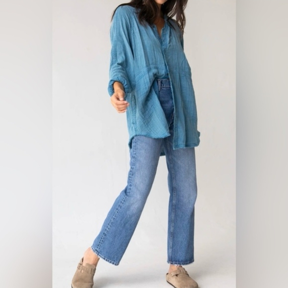 NATURAL LIFE Teal Blue Button-Front Gauze Tunic Top